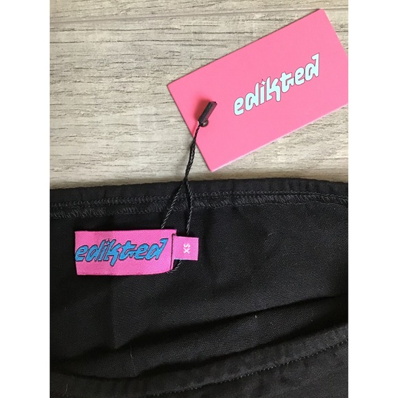 Edikted Women's Black Aisha Low Rise Mini Skirt Size XS NWT - Picture 8 of 11